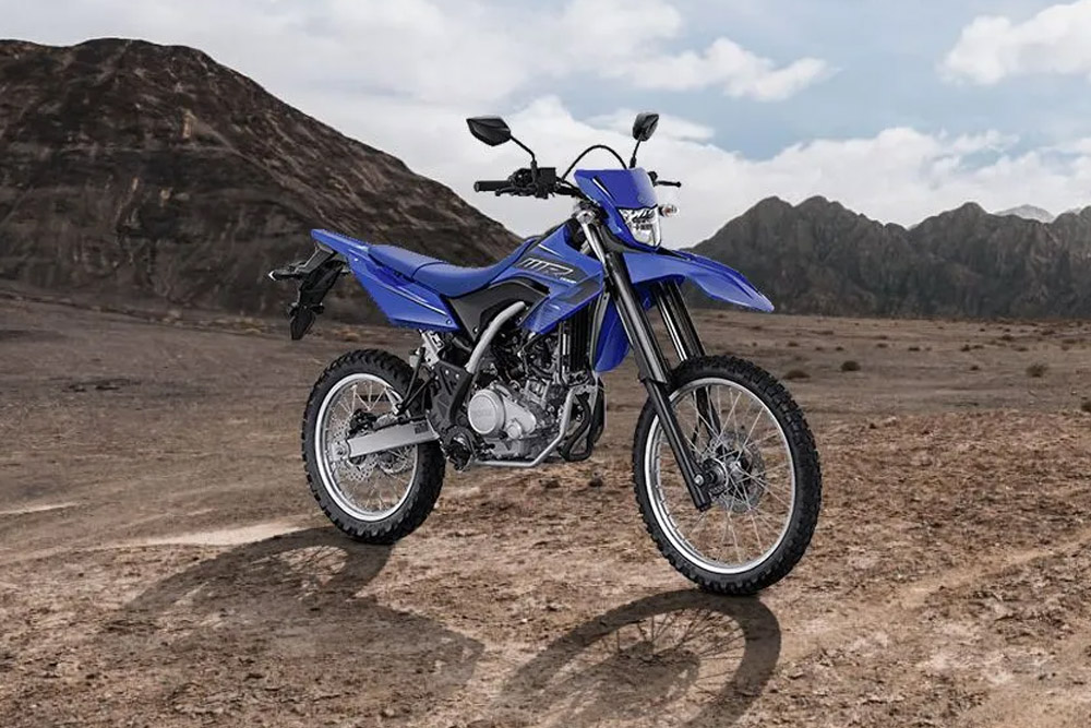 como é a nova moto trail raiz com motor da R 15 e MT 15